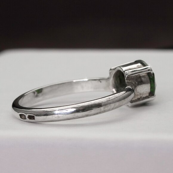 Natural 1 Ct Chrome Diopside Sterling Silver Ring, SZ 7, Elegant Minimalist Ring - Picture 6 of 7